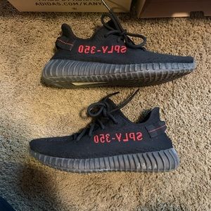 Yeezy Boost 350 V2 “Bred”